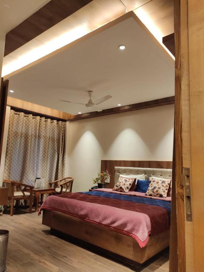 Apple Blossom Hotel Manāli Esterno foto